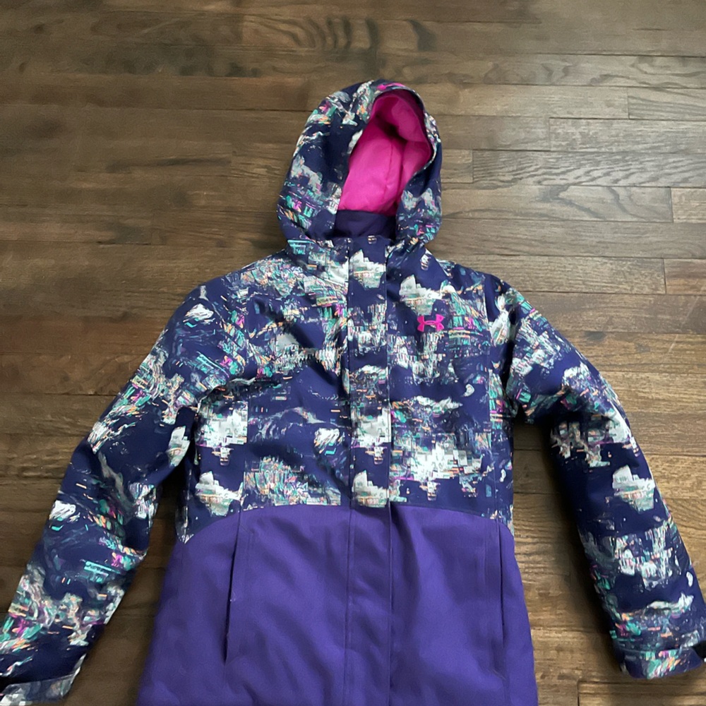 Under Armour Kids Jacket - Purple and Pink youth large